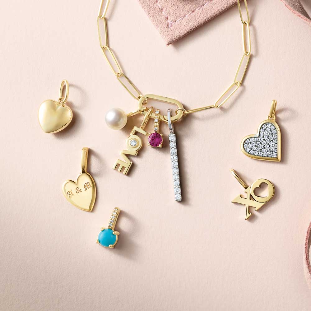 Interchangeable charm clasp paperclip chain necklace is easily interchangeable with a variety of pendants and charms. Ex. Pave diamond heart, bar diamond, Love, heart , Pearl pendant.