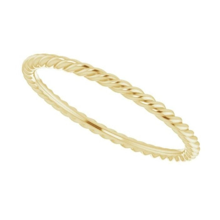 1.3 mm skinny rope band in yellow gold.